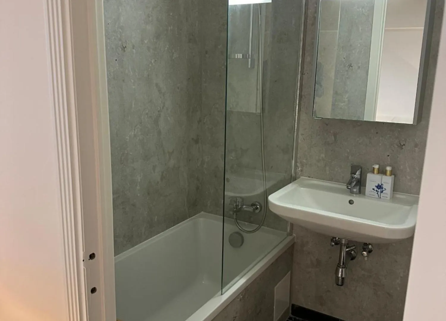 Beautiful Luxurious Studio In The Heart Of The European Quarter Apartment Brussels Belgium